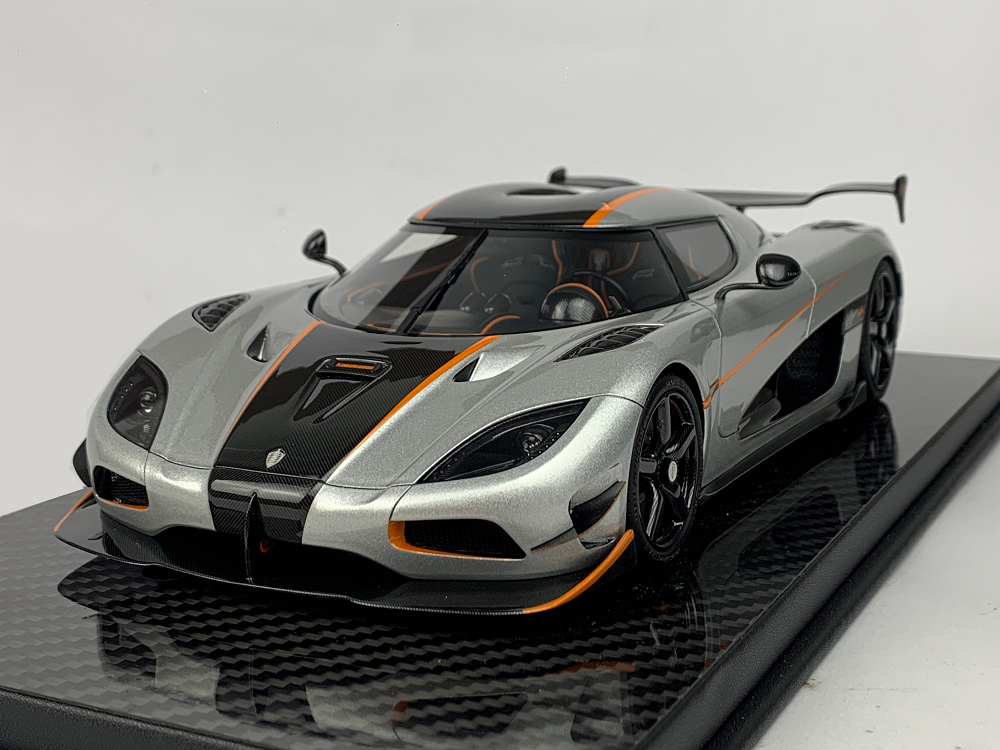 Frontiart 1:18 Koenigsegg Agera RS Moon sliver F052-175