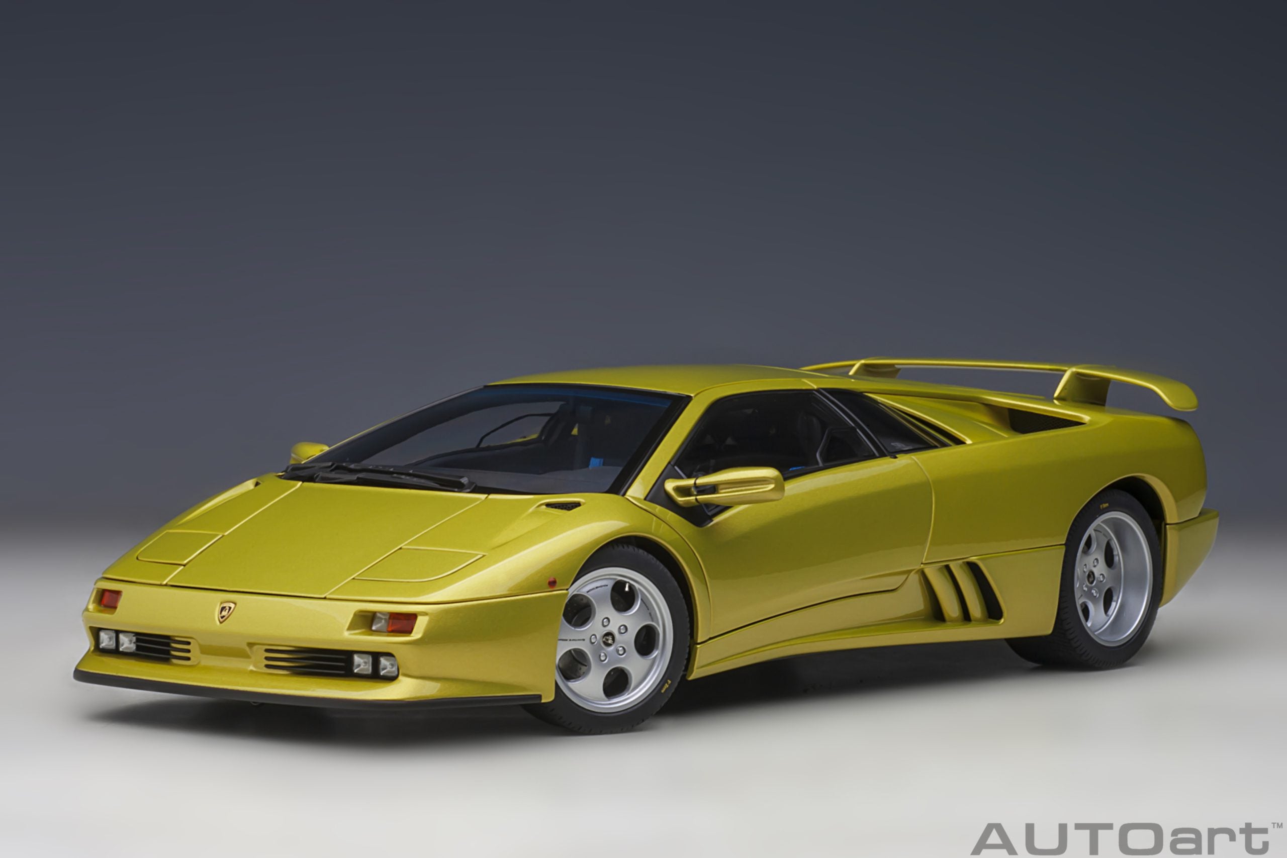 AUTOart 1:18 Lamborghini Diablo SE 30th Anniversary Edition