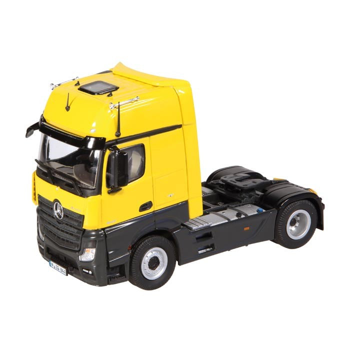 Mercedes benz actros clearance rc truck