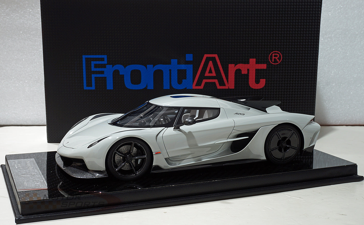 Frontiart 1:18 Koenigsegg Jesko Absolut Battle Grey F075-155