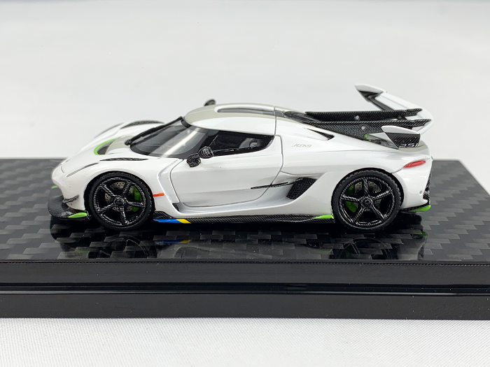 Frontiart 1:64 Koenigsegg Jesko Attack Pearl White F109-29