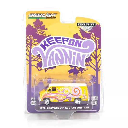 GreenLight 1:64 Vannin - 1976 Chevrolet G20 Custom Van - Yellow with Swirls (Hobby Exclusive) 30476