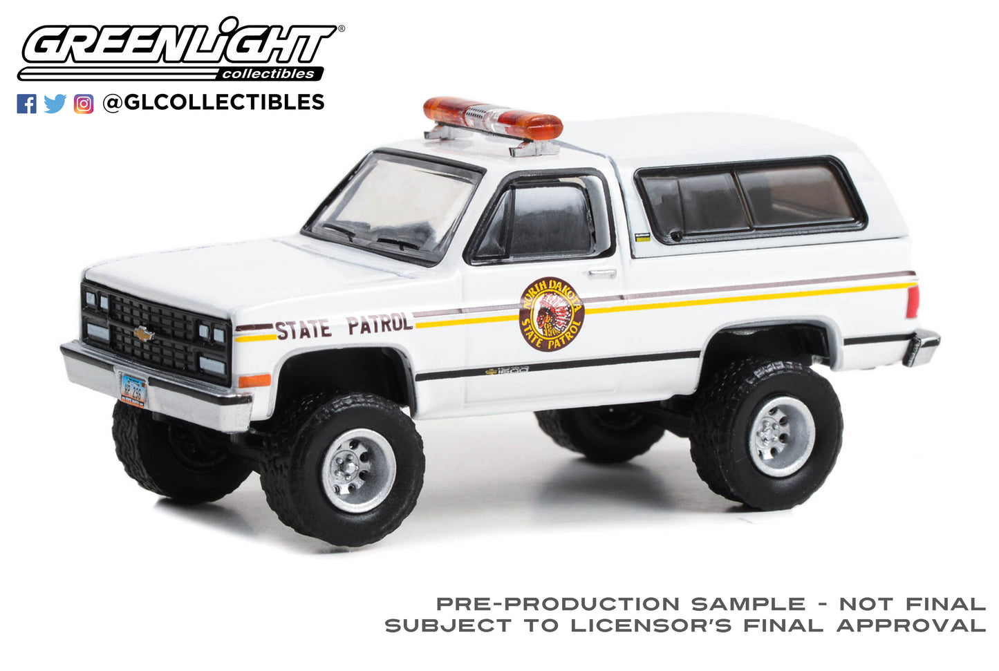 GreenLight 1:64 Hot Pursuit Series 44 - 1991 Chevrolet K5 Blazer - North Dakota State Patrol 43020-C