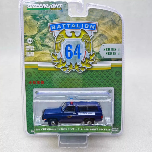 GreenLight 1:64 Battalion 64 Series 4 - 1984 Chevrolet M1009 CUCV - US Air Force Security Police 61040-F