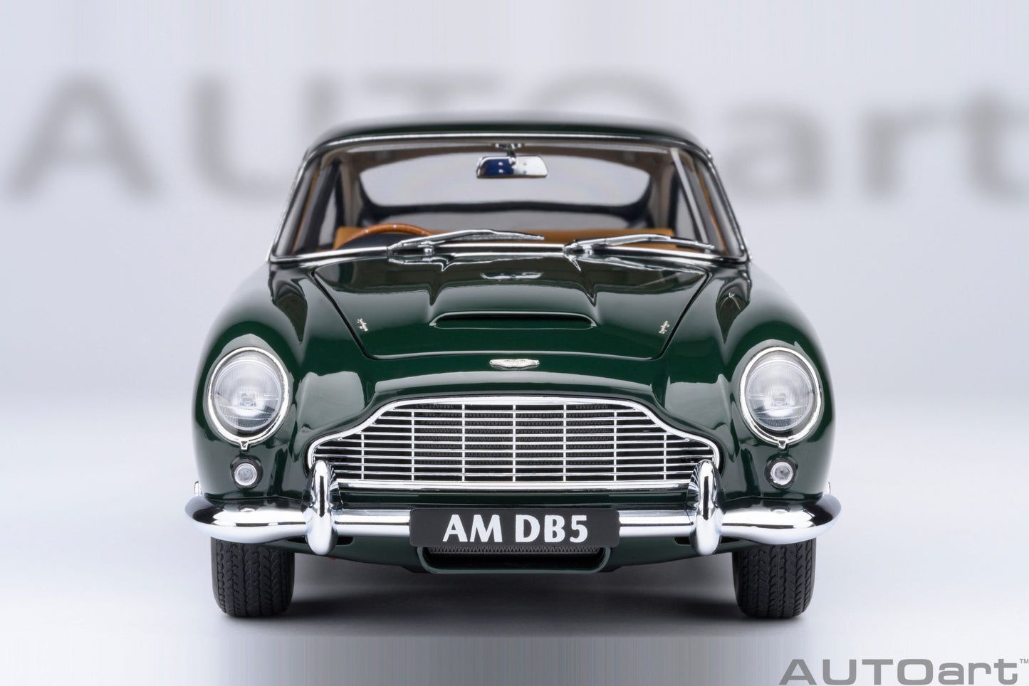 AUTOart 1:18 Aston Martin DB5 (British Racing Green) 70286