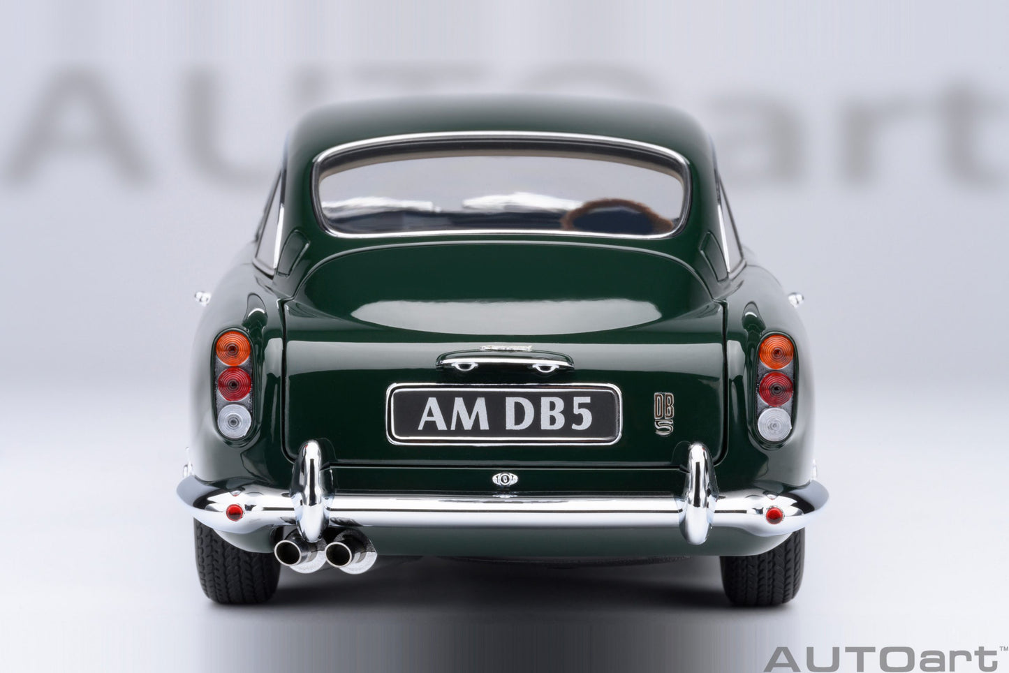 AUTOart 1:18 Aston Martin DB5 (British Racing Green) 70286