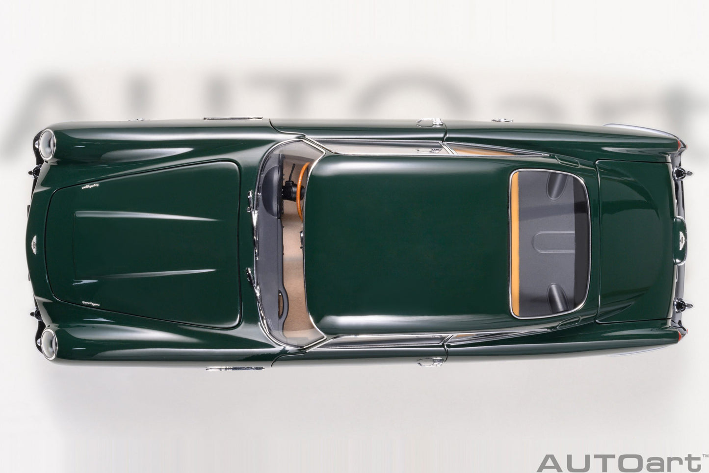 AUTOart 1:18 Aston Martin DB5 (British Racing Green) 70286