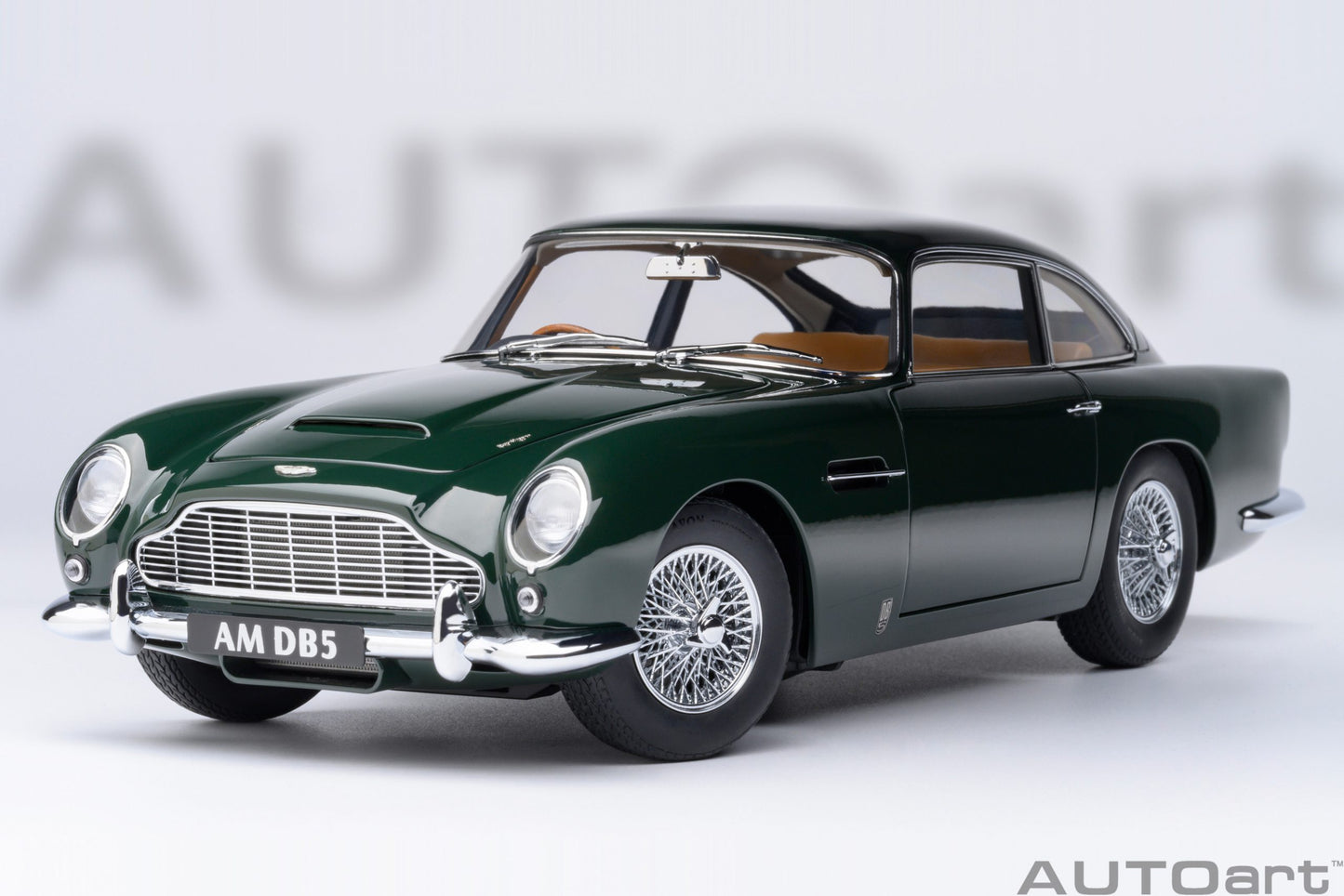 AUTOart 1:18 Aston Martin DB5 (British Racing Green) 70286