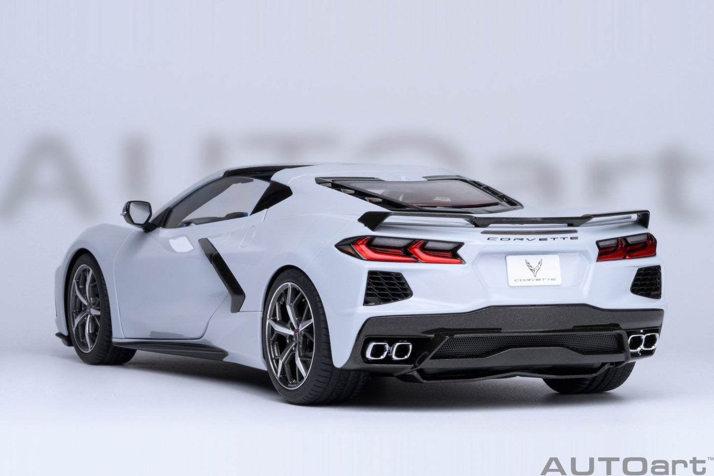 AUTOart 1:18 Chevrolet Corvette C8 Stingray Z51 (Ceramic Matrix Grey Metallic) 71284