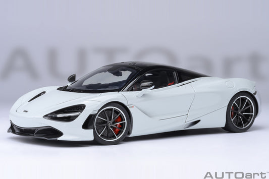 AUTOart 1:18 McLaren 720S (Silica White) 76069