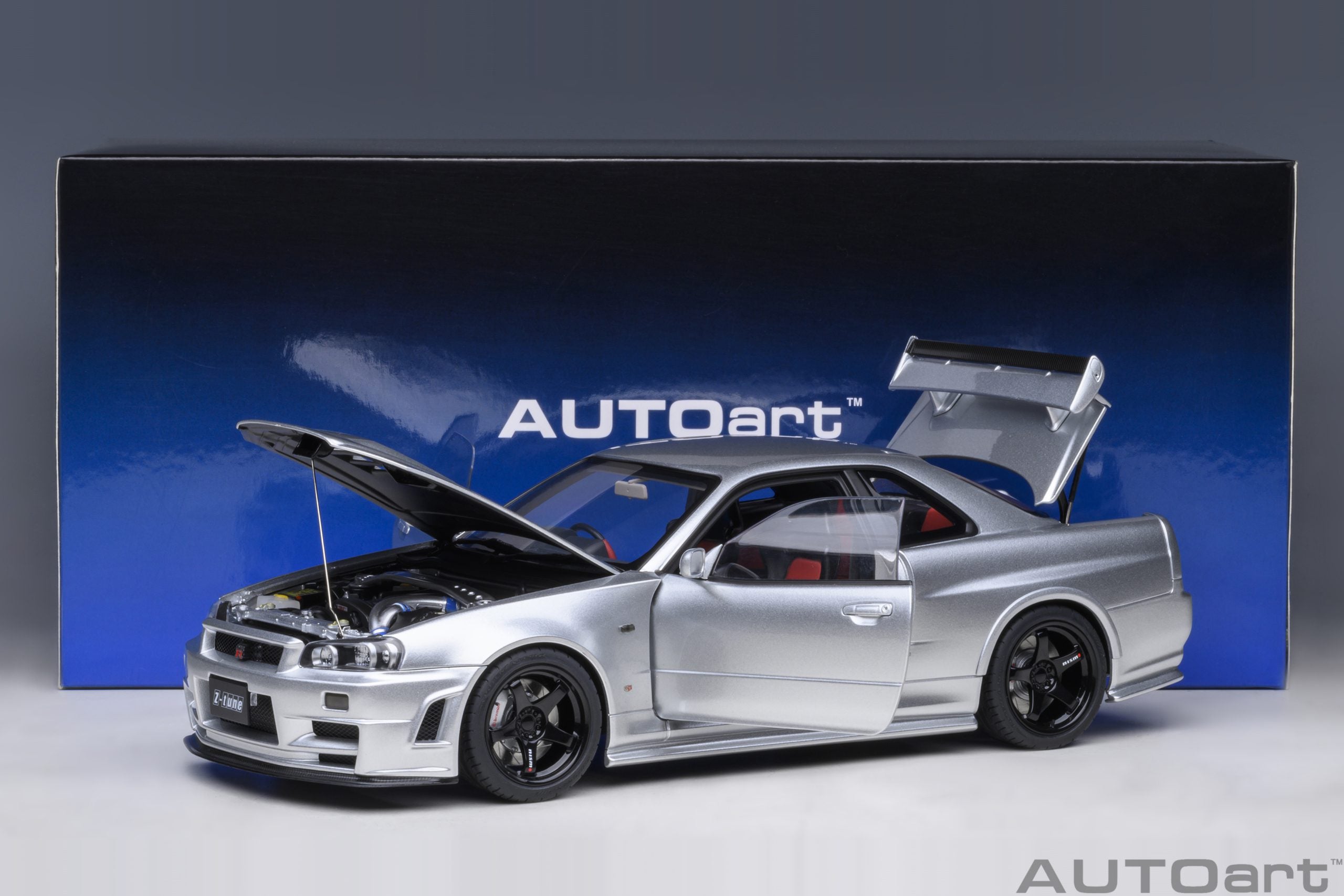 AUTOart 1:18 Nissan Skyline GT-R (R34) Z-tune (Z-tune Silver) 77461