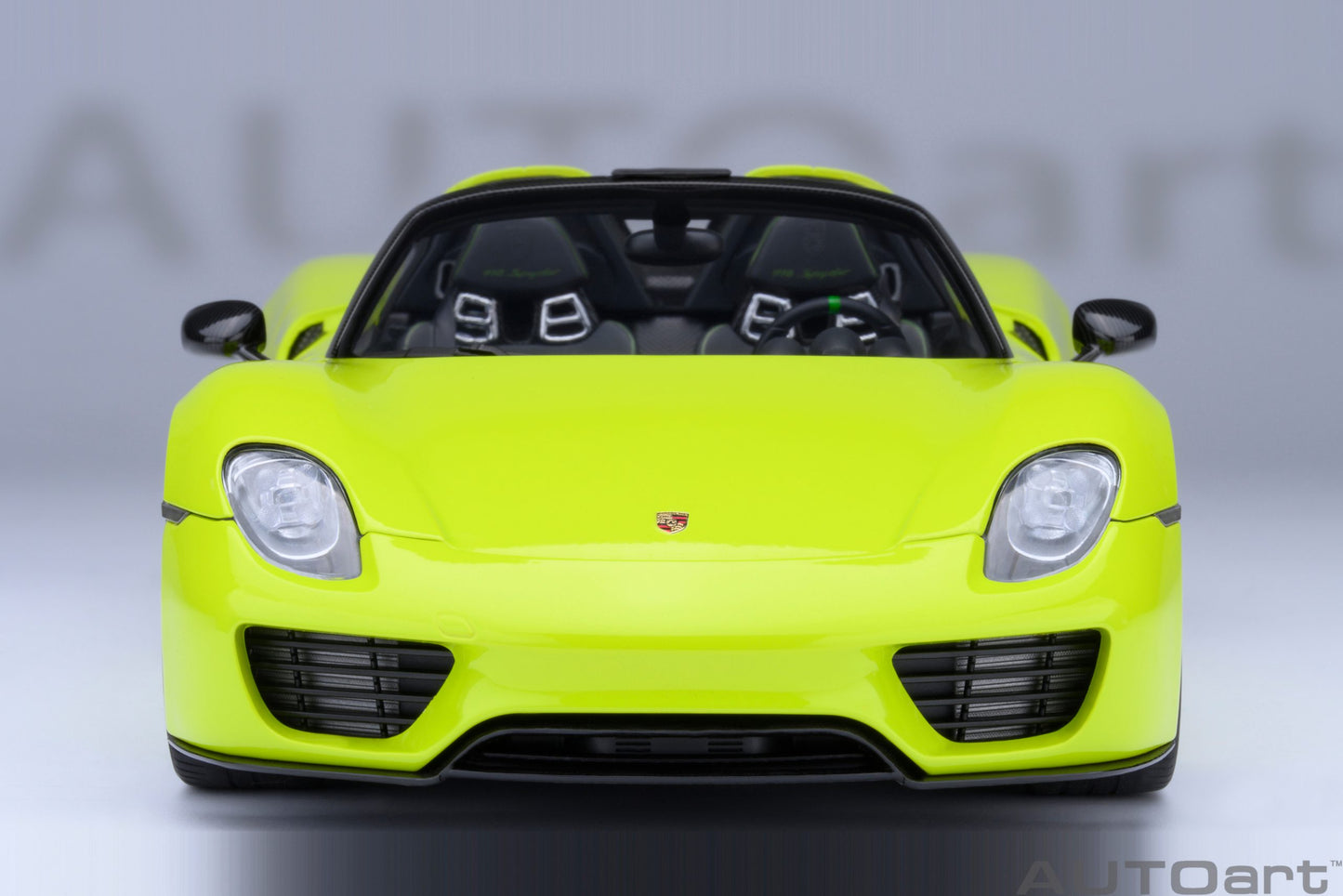 AUTOart 1:18 Porsche 918 Spyder Weissach Package (Acid Green) 77921