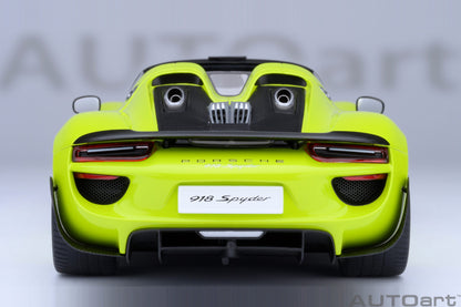 AUTOart 1:18 Porsche 918 Spyder Weissach Package (Acid Green) 77921