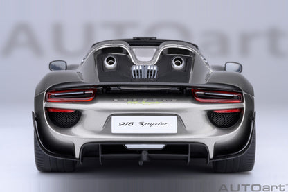 AUTOart 1:18 Porsche 918 Spyder Weissach Package (Liquid Metal Silver) 77922