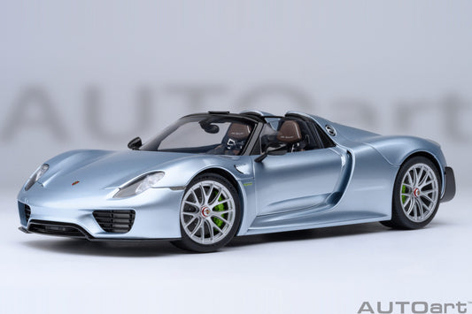 AUTOart 1:18 Porsche 918 Spyder Weissach Package (Liquid Metal Chrome Blue) 77923