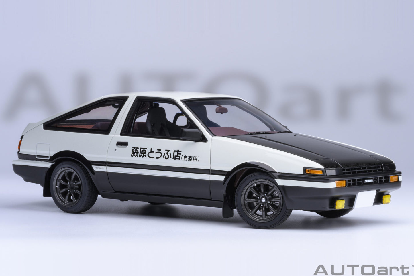 AUTOart 1:18 Toyota Sprinter Trueno (AE86) “Project D” Final version 78786