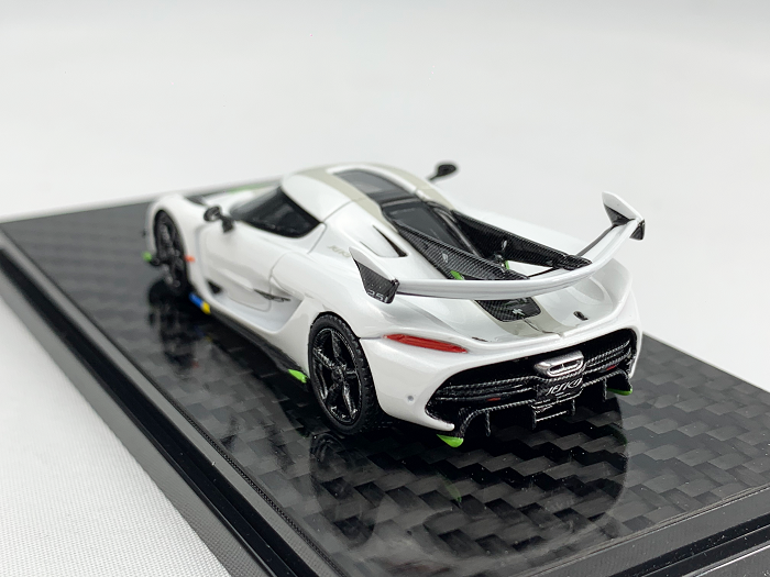 Frontiart 1:64 Koenigsegg Jesko Attack Pearl White F109-29