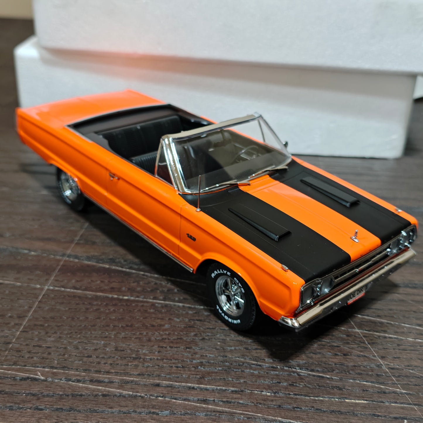 GreenLight 1:18 1967 Plymouth Belvedere GTX "Joe Dirt" Movie Orange 19006  (Defective / Clearance Final Sale)