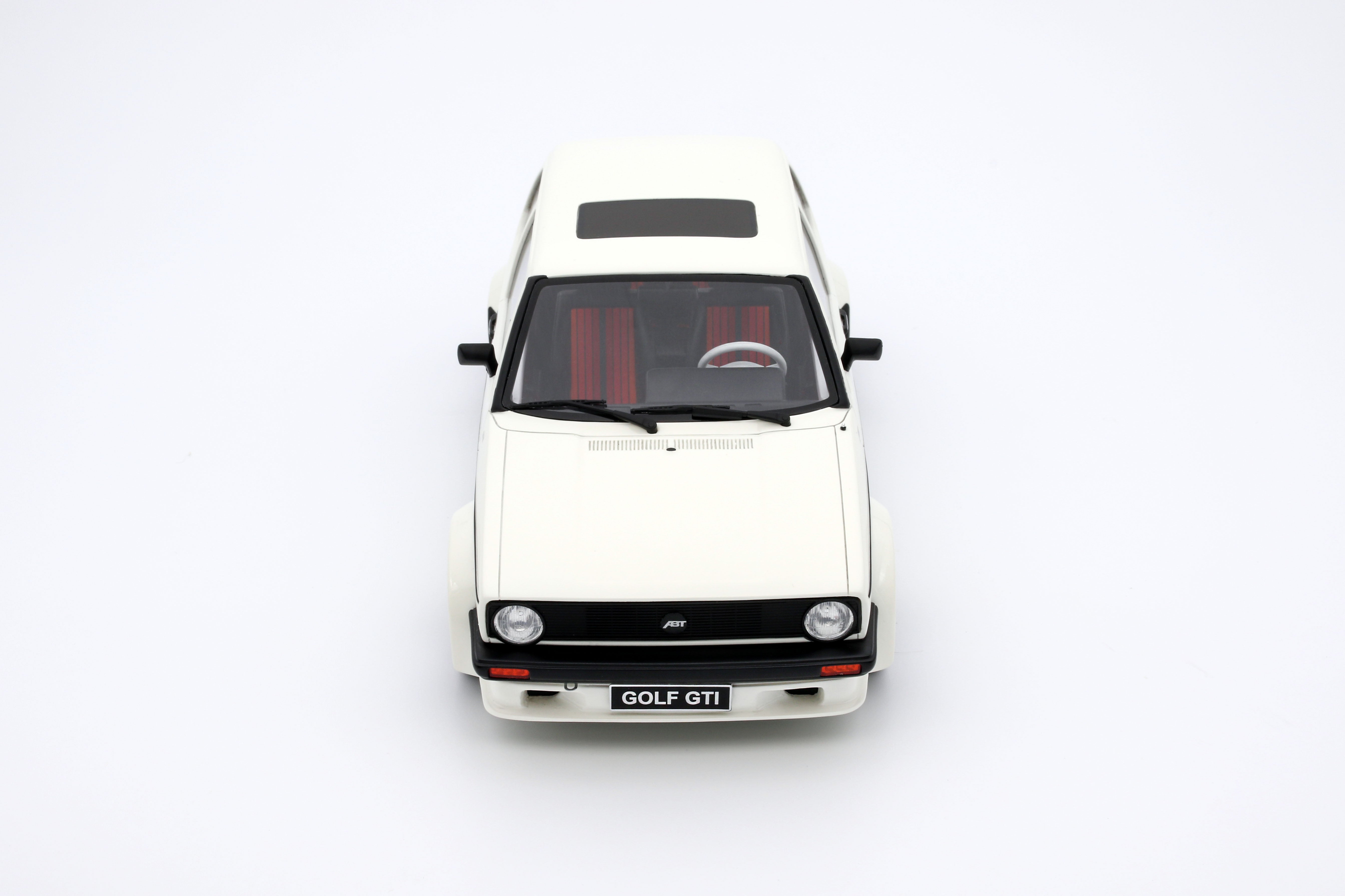 OTTO 1:18 1982 Volkswagen MK1 Golf GTi ABT Alpine White OT1014 –  YomaCarModel