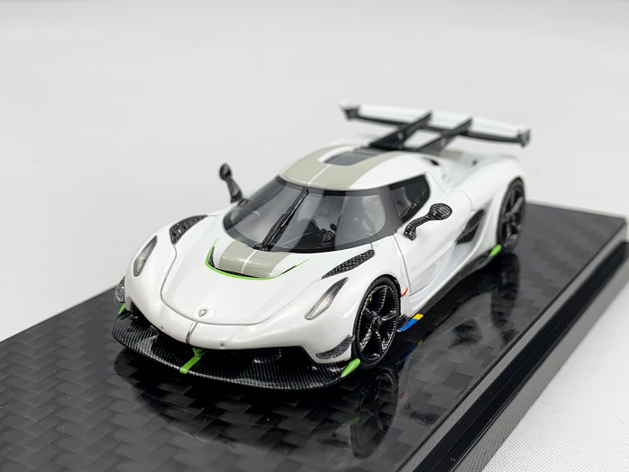 Frontiart 1:64 Koenigsegg Jesko Attack Pearl White F109-29