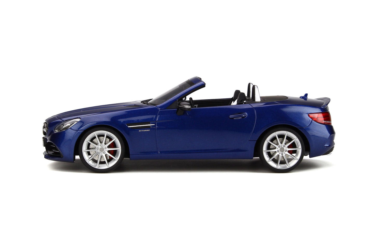 GT Spirit 1:18 Mercedes-Benz SLC 43 AMG Brilliant blue GT233