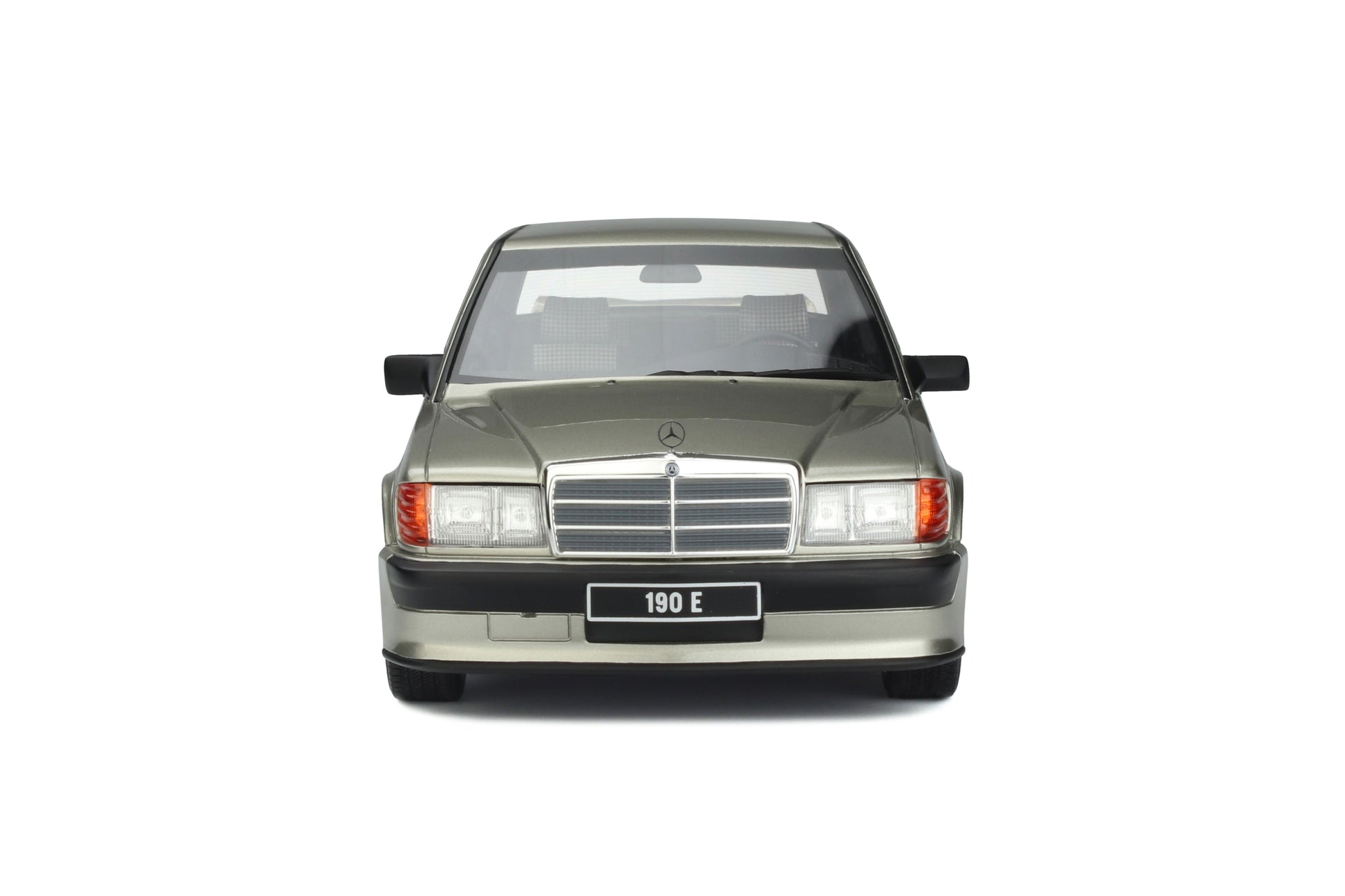 OTTO 1:18 1988 Mercedes-Benz W201 190E 2.5 16S Smoke Silver Metallic OT927