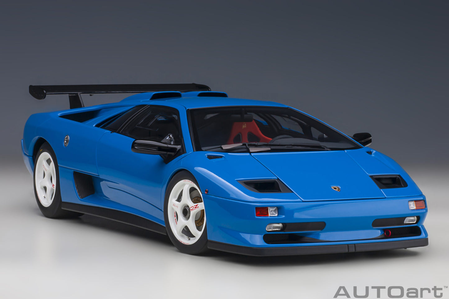 AUTOart 1:18 Lamborghini Diablo SV-R (Blue Le Mans) 79148