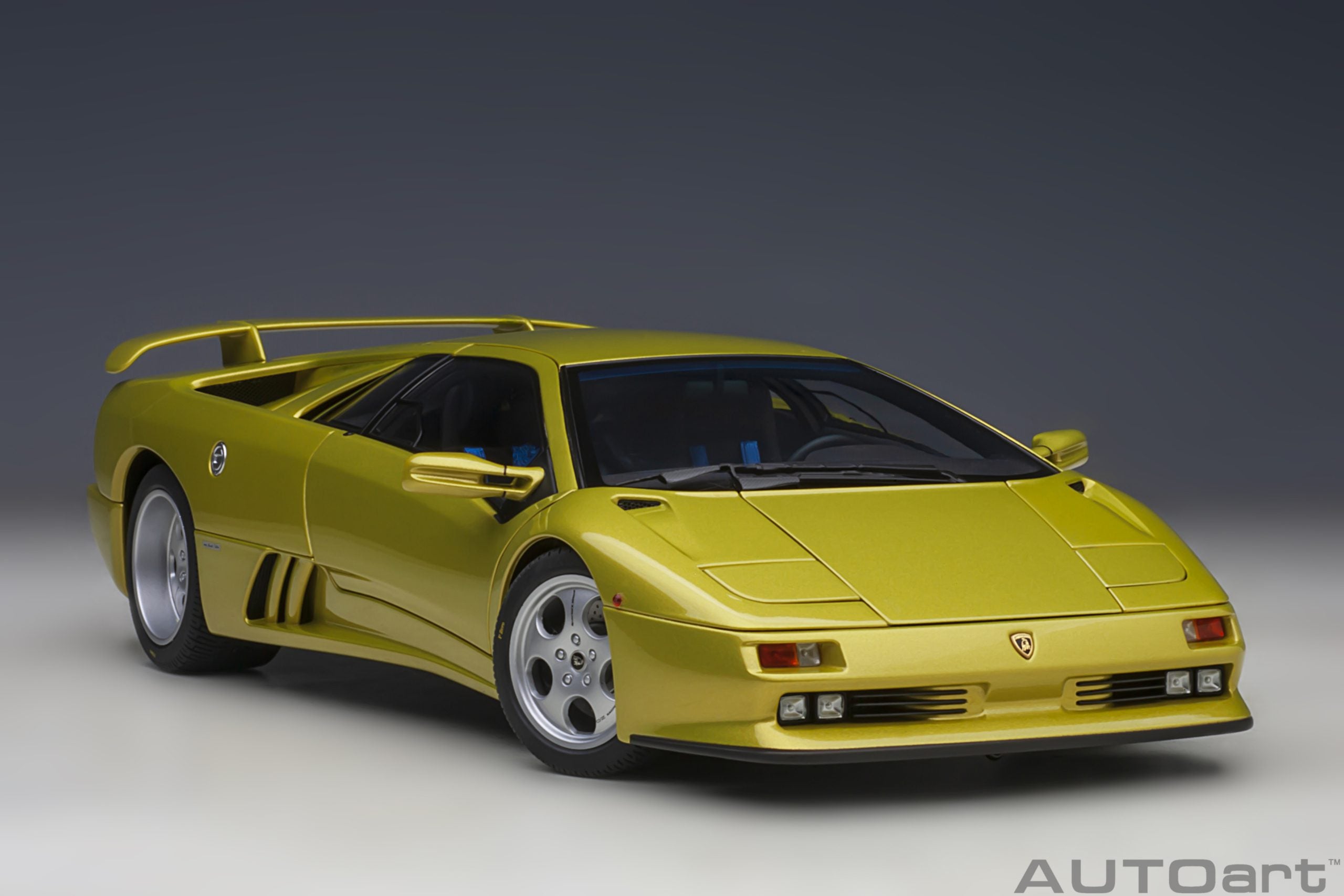 AUTOart 1:18 Lamborghini Diablo SE 30th Anniversary Edition