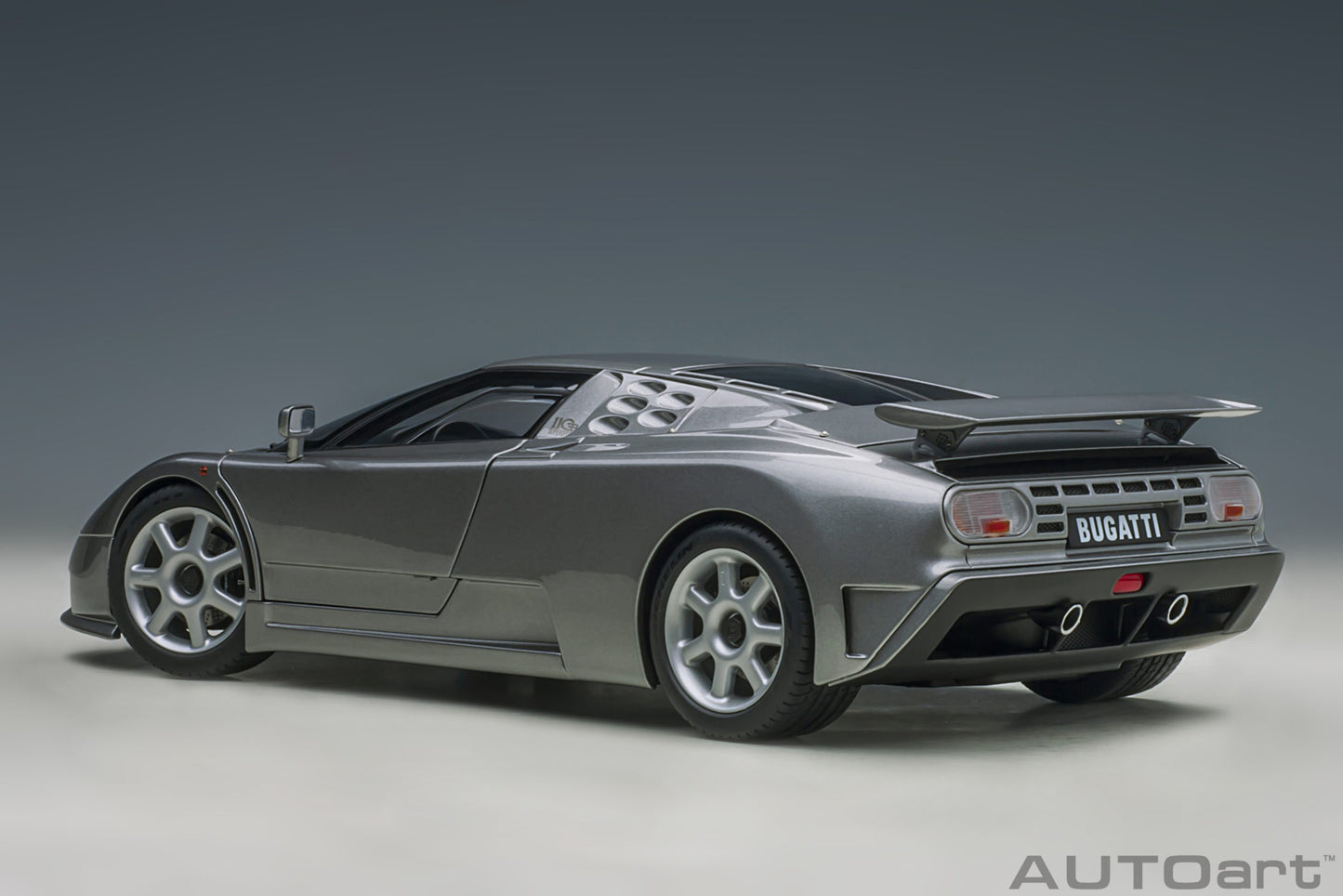 AUTOart 1:18 Bugatti EB110 SS Metallic Gray 70916 – YomaCarModel