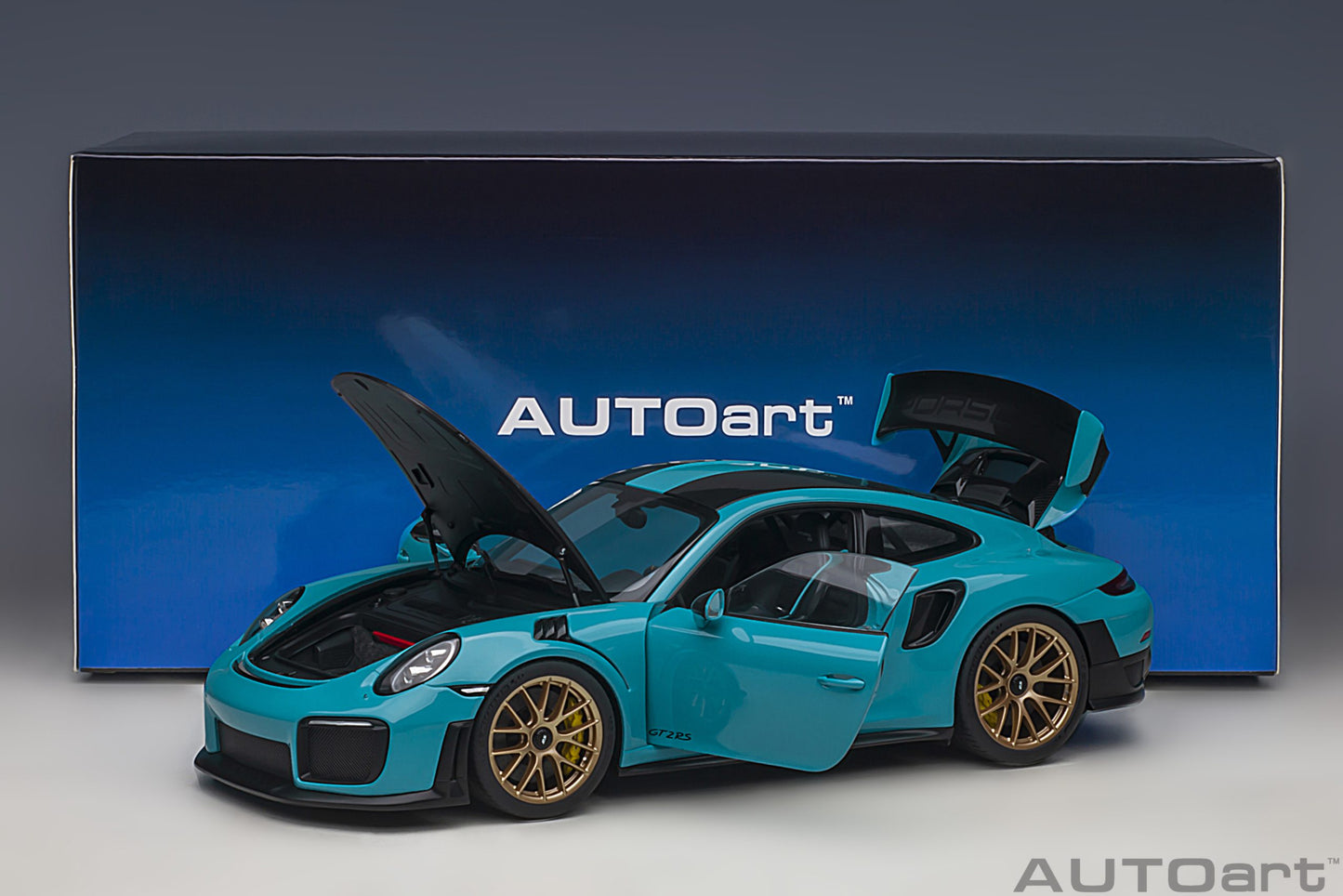 AUTOart 1:18 Porsche 911 (991.2) GT2 RS Weissach Package (Miami Blue) 78175