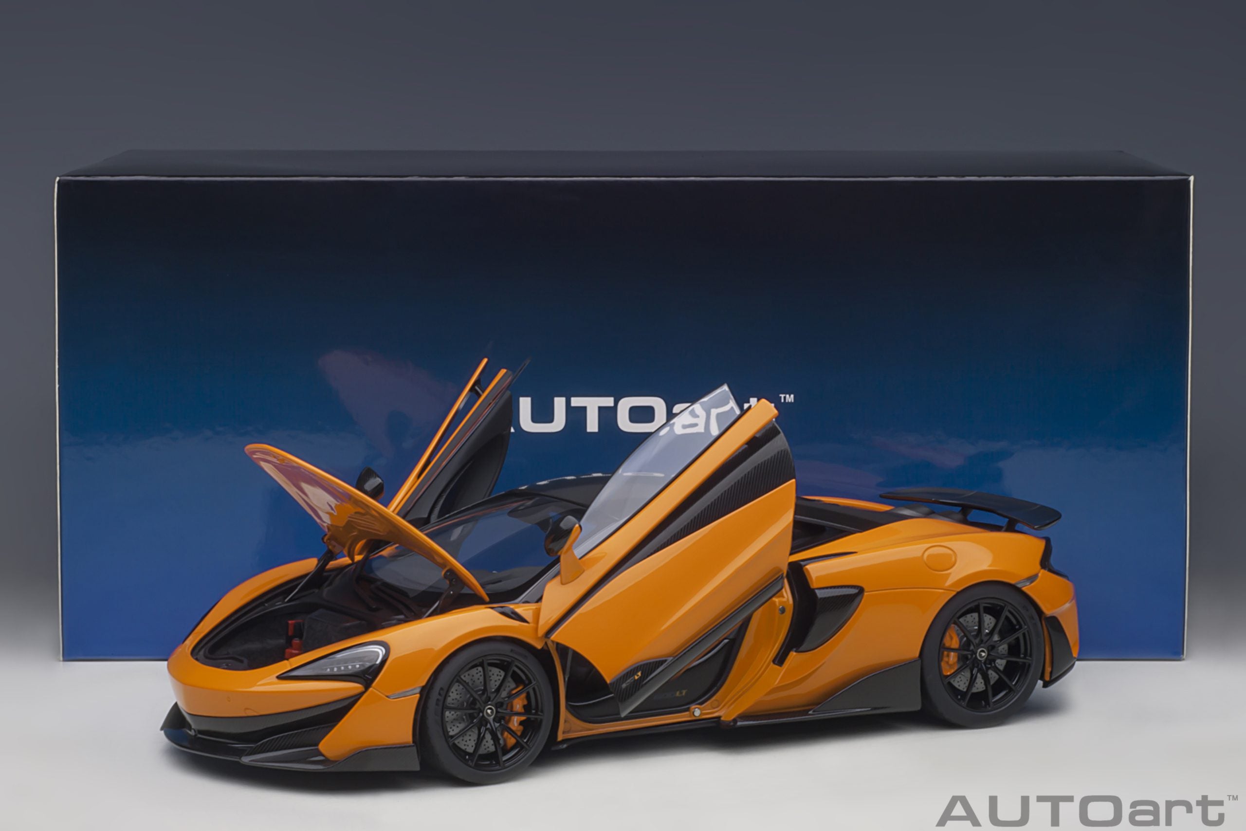 AUTOART 1:18 McLaren 600LT (Myan Orange) 76084 – YomaCarModel