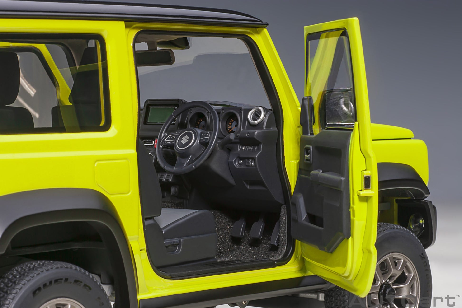 AUTOart 1:18 Suzuki Jimny Sierra (JB74) (Kinetic Yellow with Black