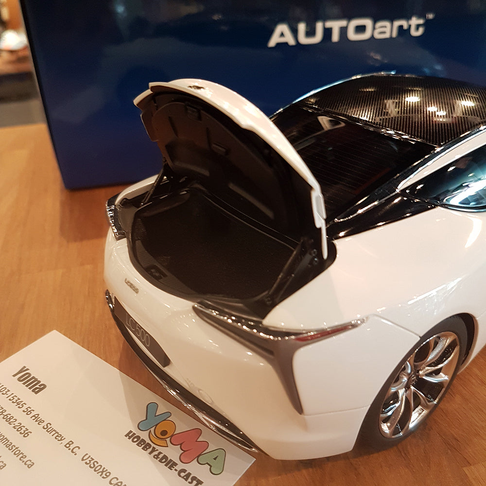 AUTOART 1/18 LEXUS LC500 METALIC WHITE 78846