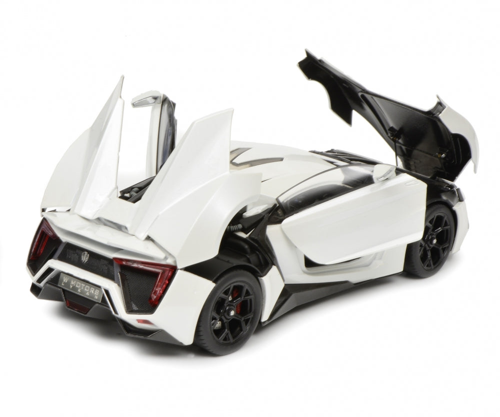 Schuco 1/18 W Motor Fenyr Supersport after Lykan white 450042800