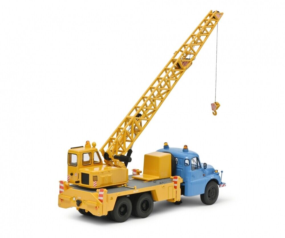 Schuco 1:43 Tatra T148 Crane Truck 450285100