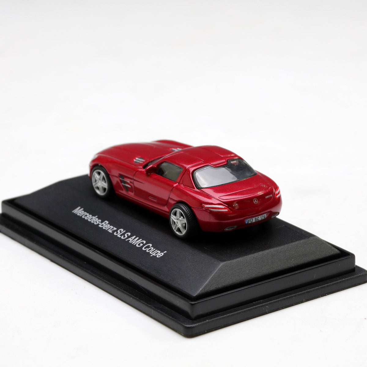 Schuco 1:87 Mercedes-Benz SLS AMG Coupe Red 452585500