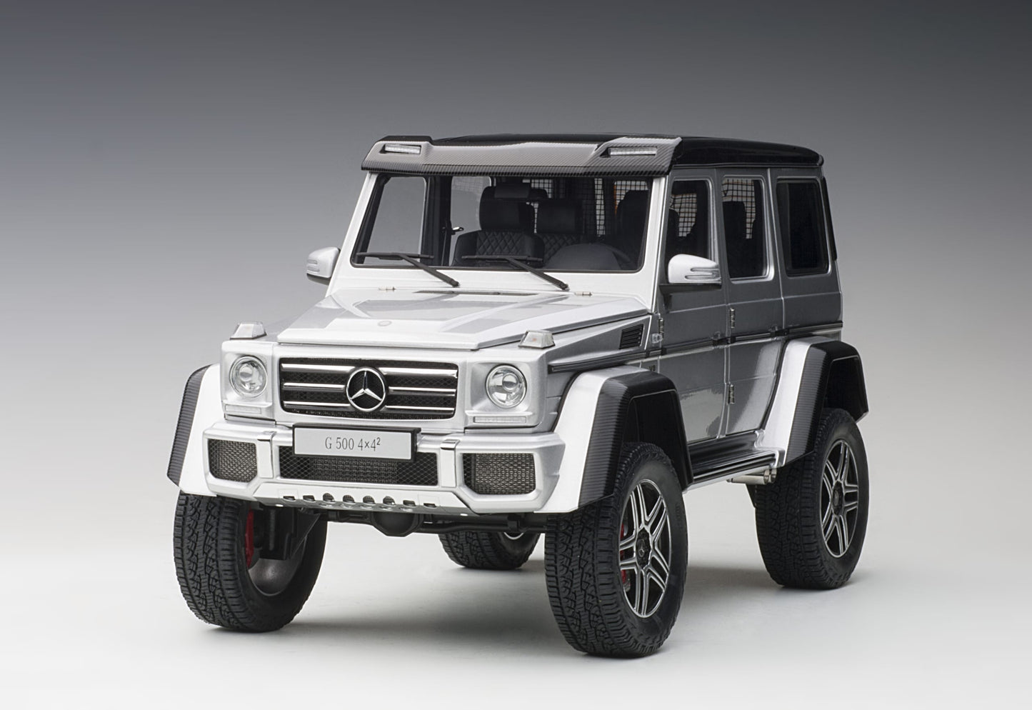 AUTOart 1:18 Mercedes-Benz G500 4×4² (Iridium Silver Metallic) 76318