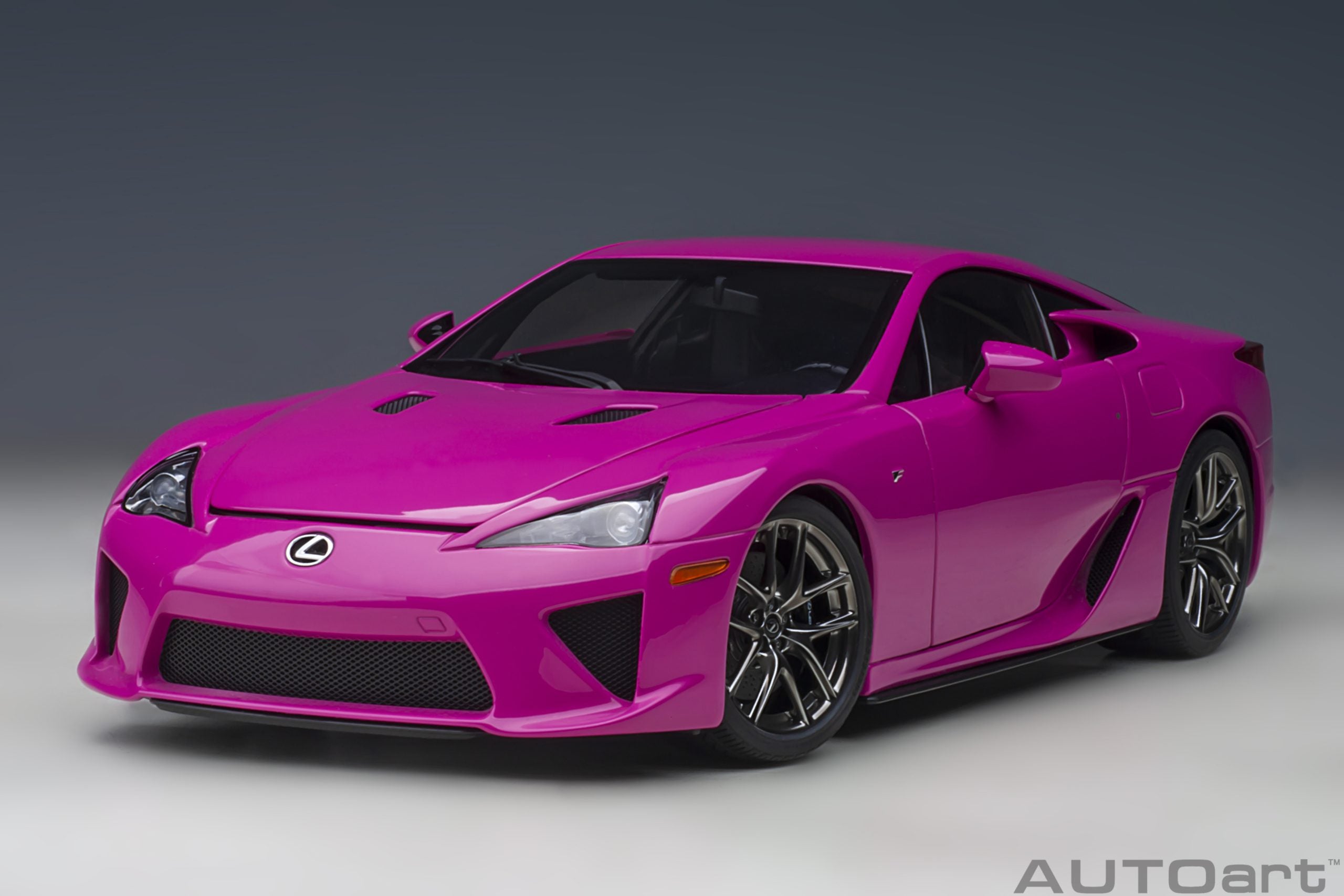 AUTOart 1:18 Lexus LFA (Passionate Pink) 78859 – YomaCarModel