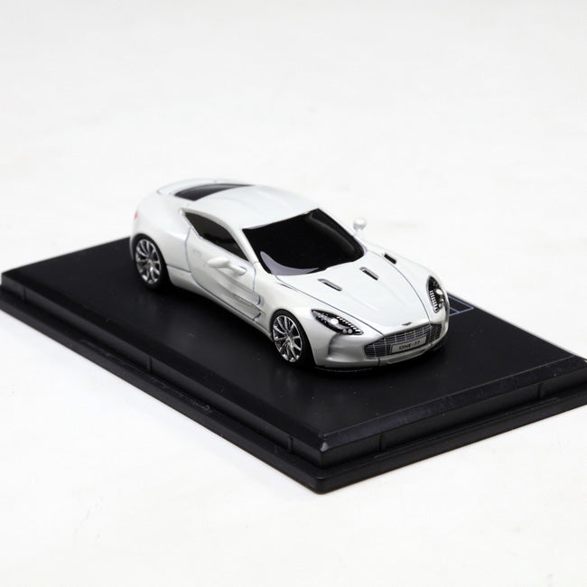 Frontiart AvanStyle 1:87 Aston Martin one-77 White AS011-02