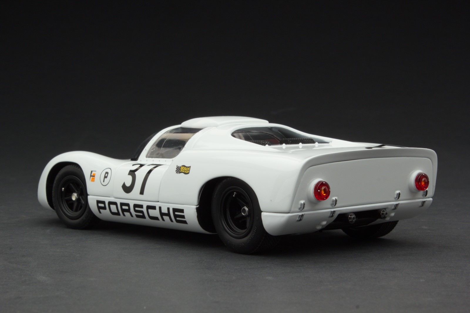 PORSCHE 910 #37 1/18 EXOTO MOTORBOX ポルシェ-