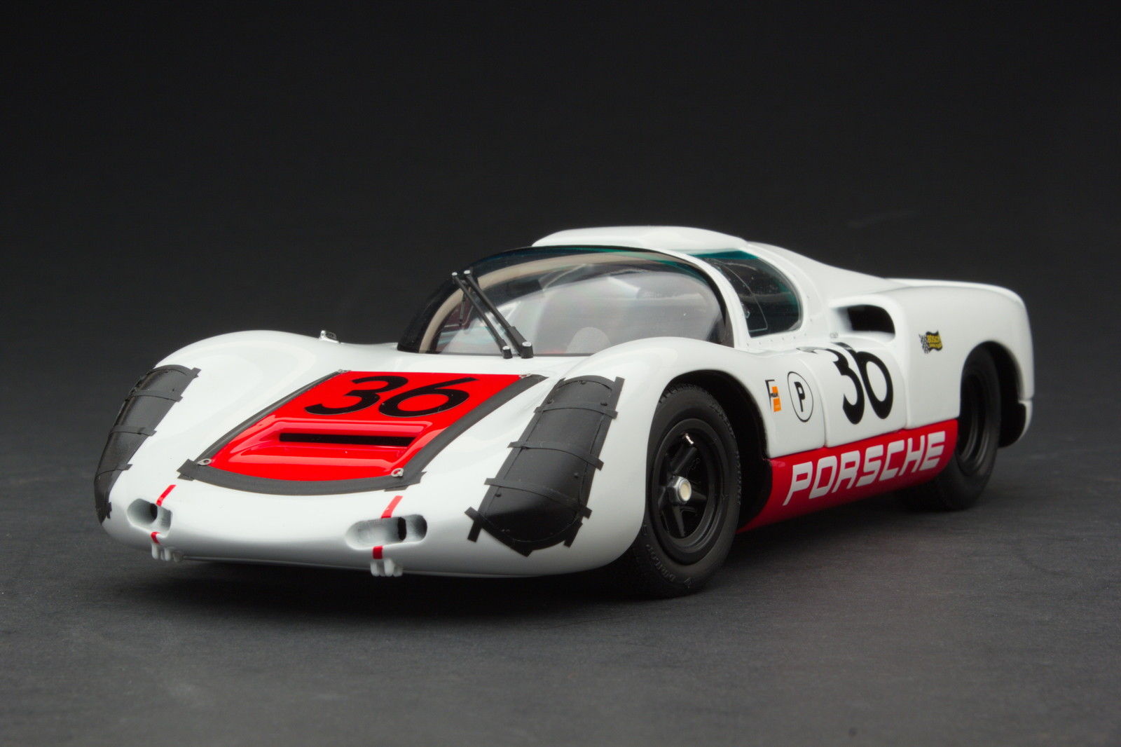 EXOTO 1:18 1967 Porsche 910 #36 Sebring Winner MTB00066B