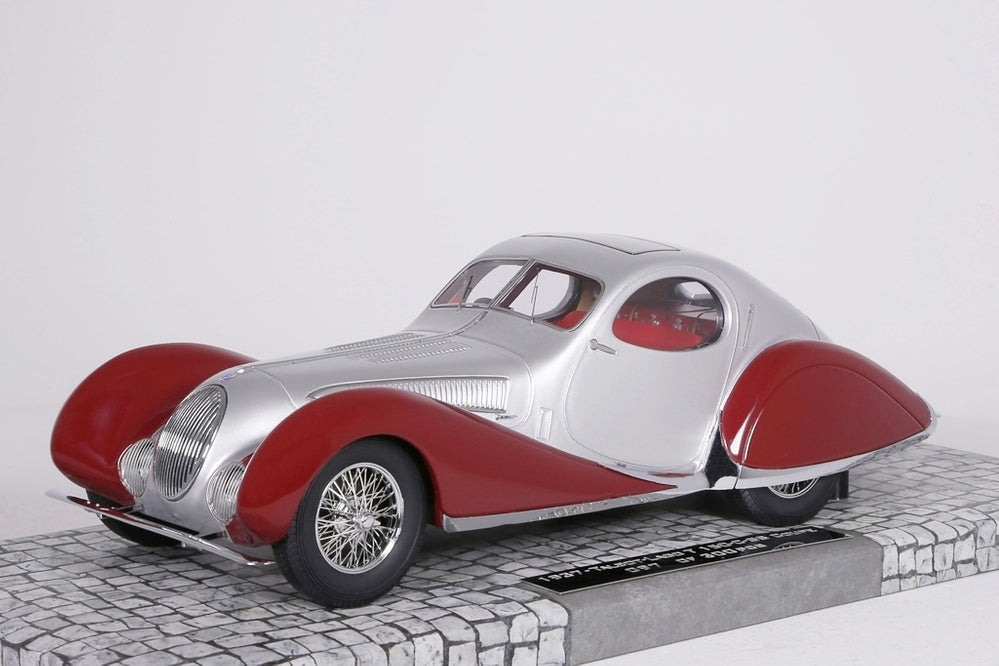 Minichamps 1:18 1937 Talbot-Lago Coupé T150 C-SS Coupe silver/red