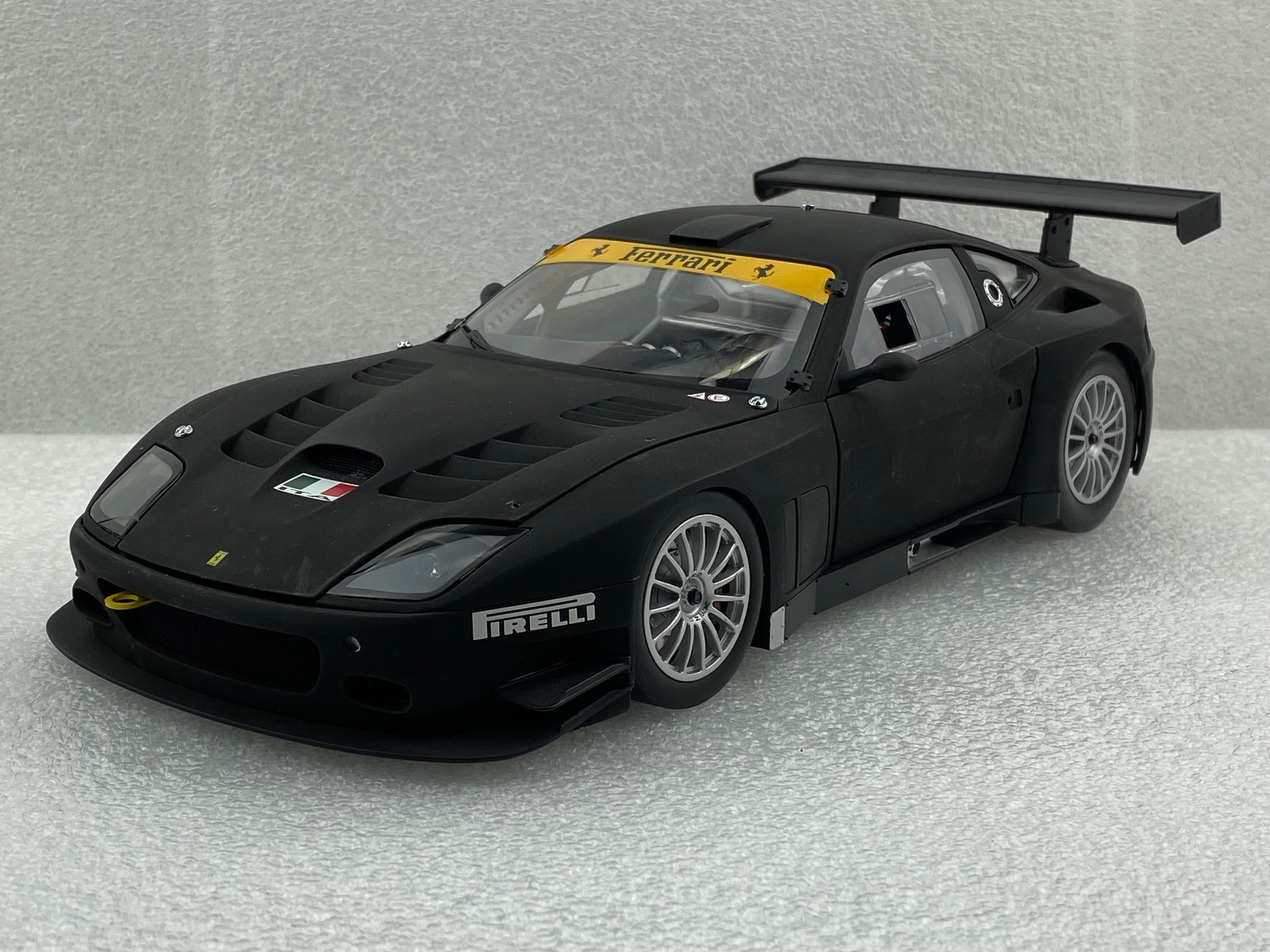 Kyosho 1:18 Ferrari 575 GTC Evoluzione 2005 Matt Black 08392A (Clearance  Final Sale)