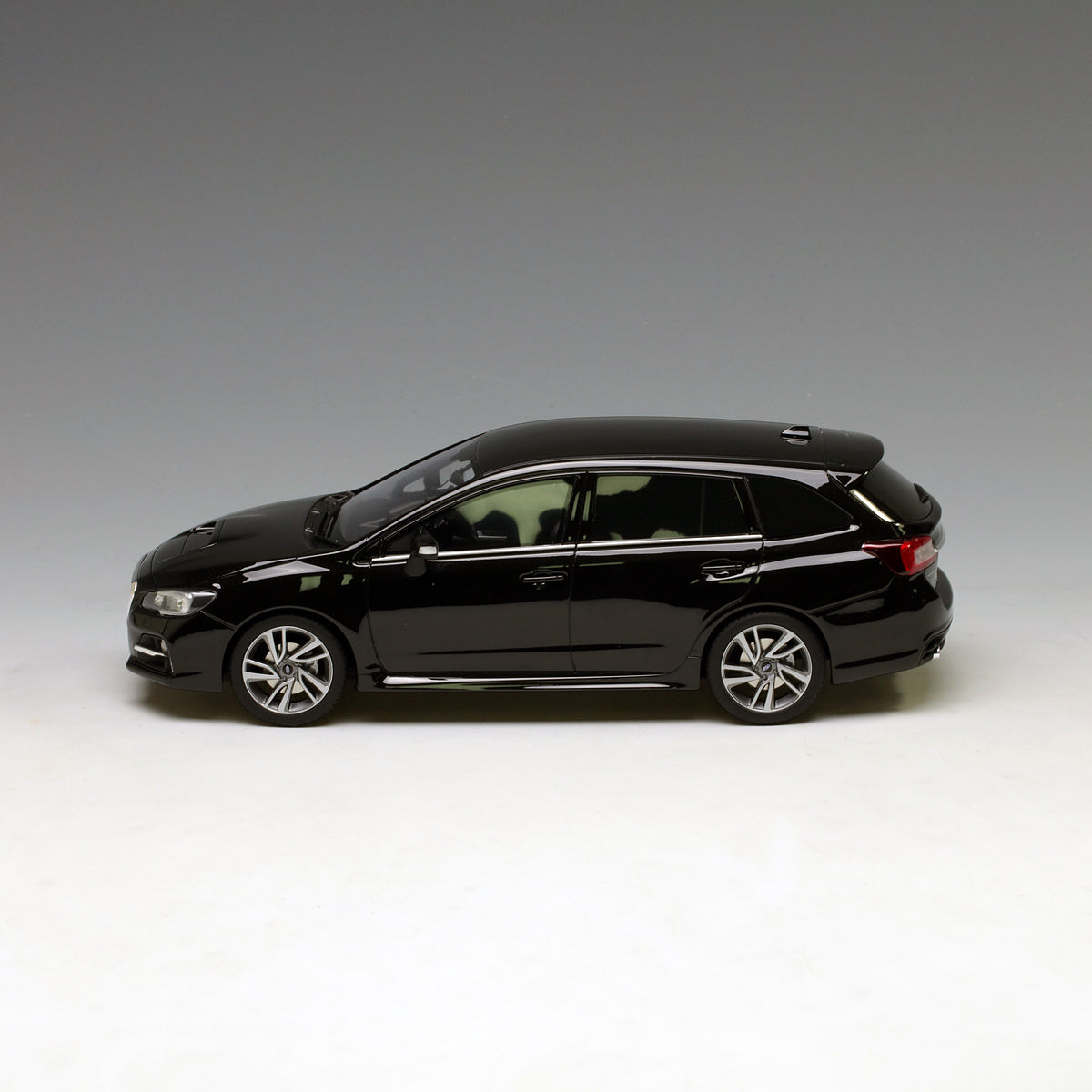 Kyosho Samurai 1:18 Subaru Levorg 1.6 GT-S Eyesite Black KSR18015BK