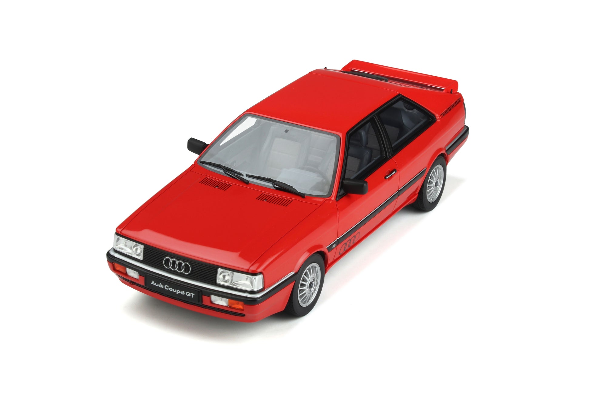 OTTO 1:18 1987 Audi GT Coupe OT954