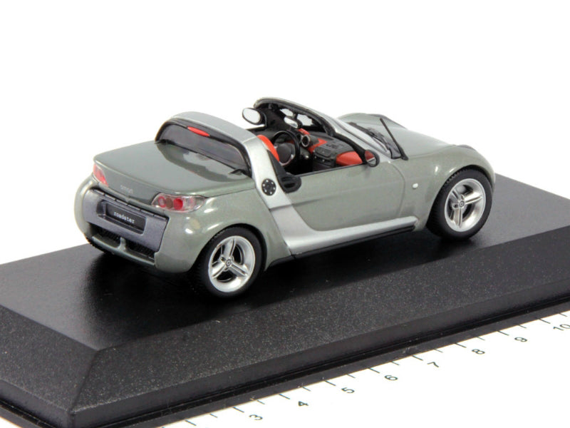 Minichamps 1:43 Smart Roadster 2003 Grey Metallic 400032131