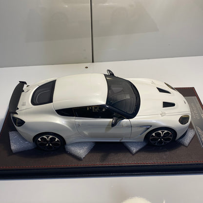 Frontiart 1:18 Aston Martin V12 Zagato Open White FA009-29