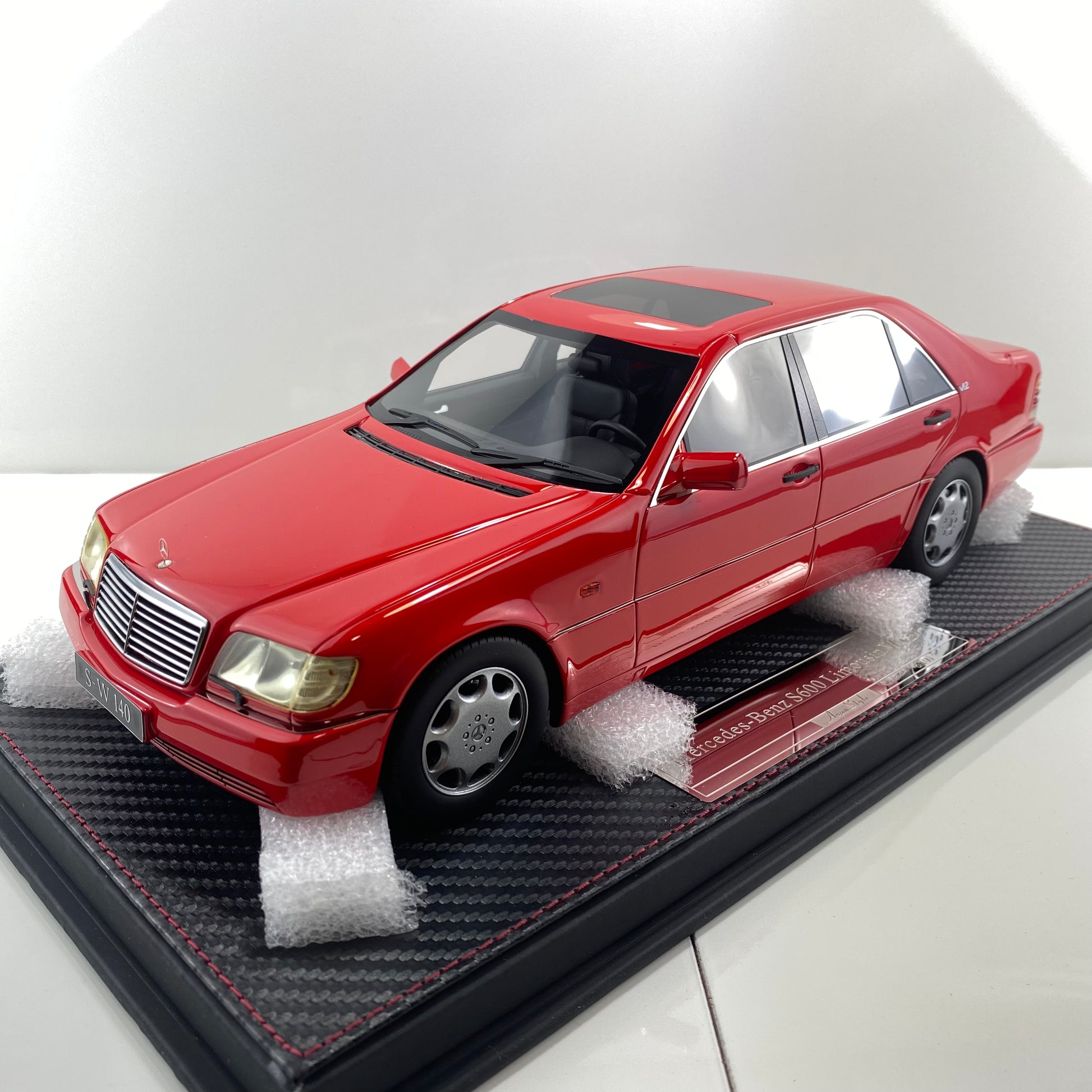 Frontiart AvanStyle 1:18 Mercedes Benz S600 W140 Limousine 1997 Red AS007-06