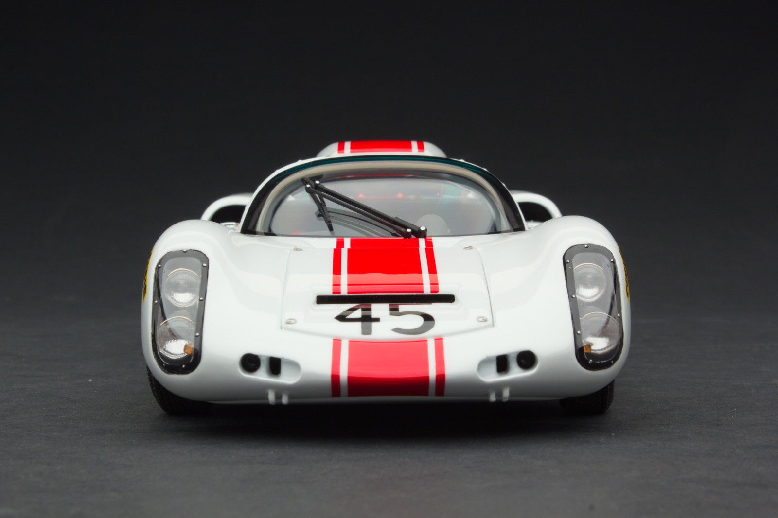 EXOTO 1:18 1968 Porsche 910 #45 Le Mans 24 Hours Jean-Pierre Hanrioud,  André Wicky MTB00062B