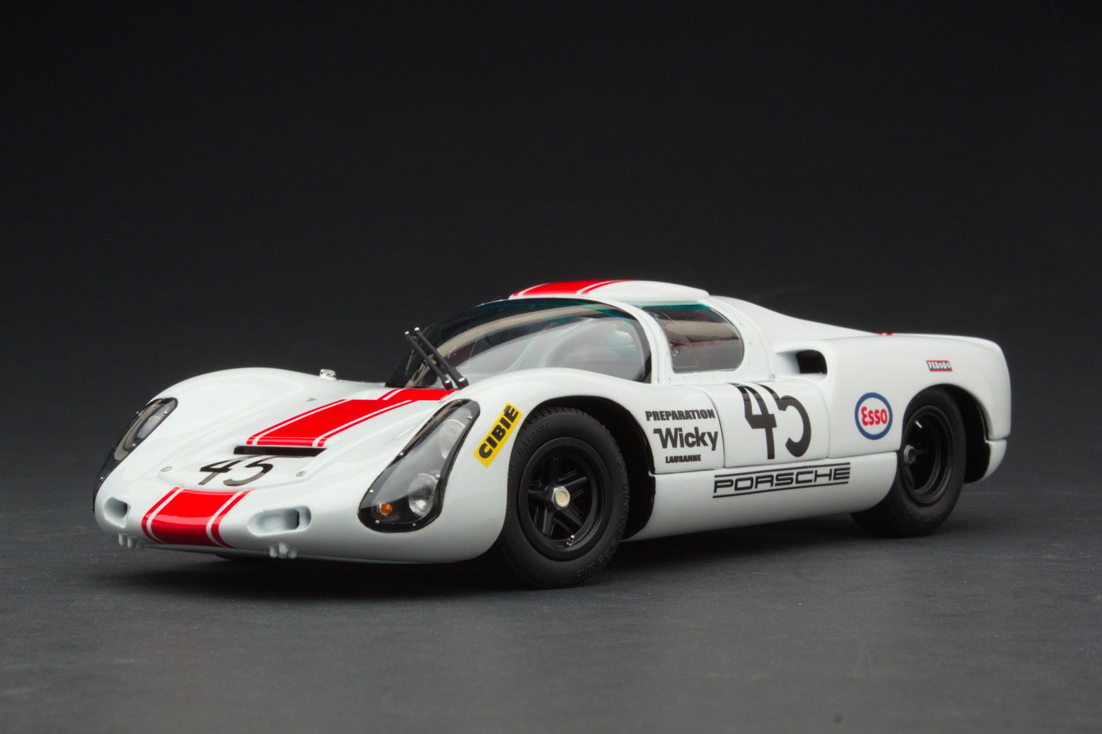 EXOTO 1:18 1968 Porsche 910 #45 Le Mans 24 Hours Jean-Pierre